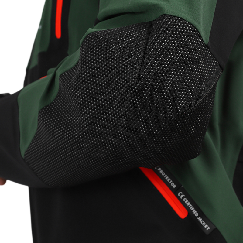 코만도 슬리브리스 블랙 재킷-2